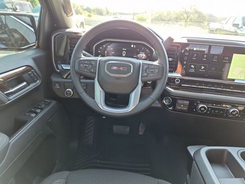 New 2026 GMC Sierra 1500 SLE w/ Preferred Package RWD image 34