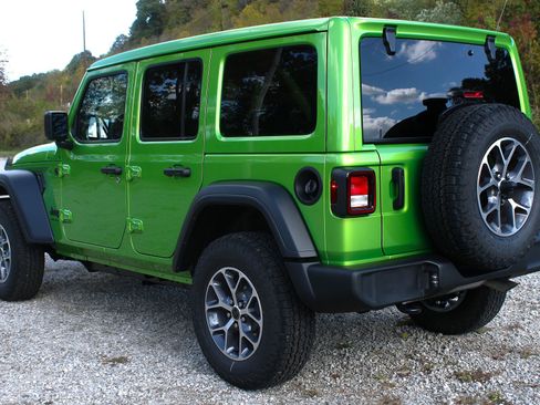 New 2026 Jeep Wrangler Unlimited Sport image 7