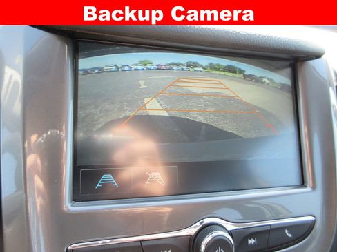 Used 2017 Chevrolet Cruze LT w/ Convenience Package FWD image 14