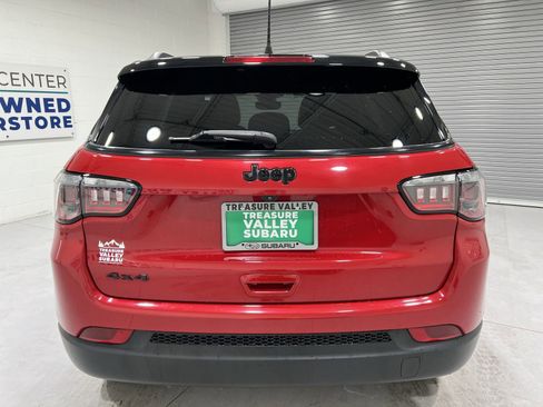 Used 2023 Jeep Compass Latitude w/ Convenience Group AWD/4WD image 7