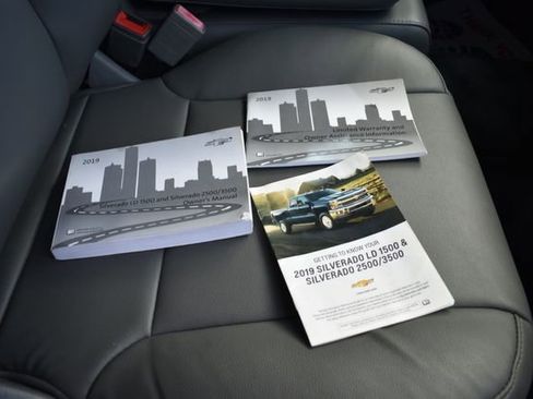 Used 2019 Chevrolet Silverado 2500 W/T RWD image 18