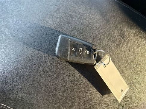 Used 2019 Volkswagen Atlas SE w/ Towing Package image 29