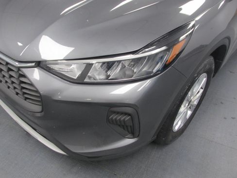 Used 2023 Ford Escape Active AWD/4WD image 9