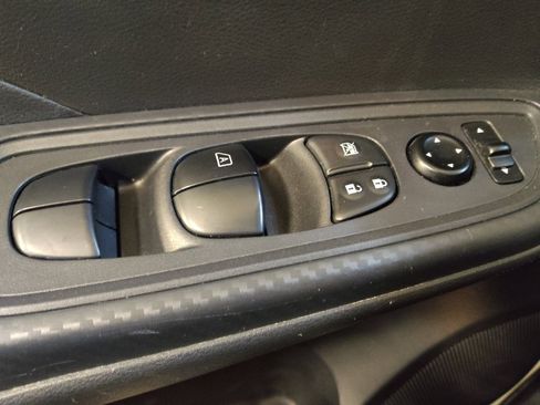 Used 2024 Nissan Versa SV image 27