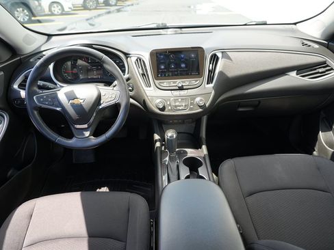 Used 2020 Chevrolet Malibu RS FWD image 26