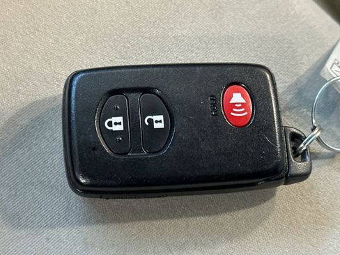 Used 2010 Toyota Prius Two FWD image 26