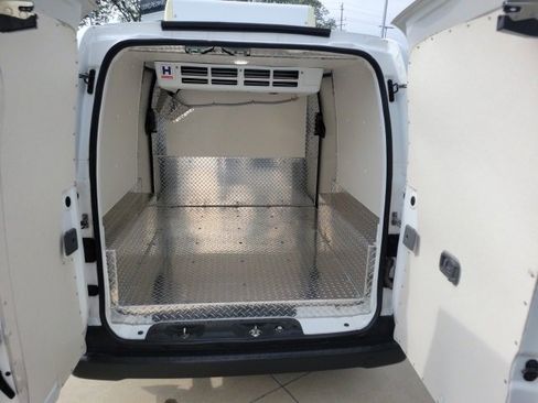 Used 2020 Nissan NV200 S image 13
