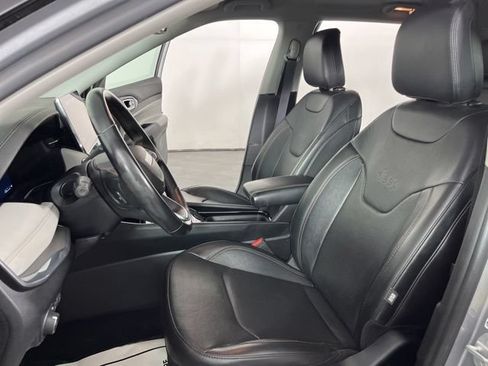 Used 2022 Jeep Compass Limited w/ Elite Group AWD/4WD image 19