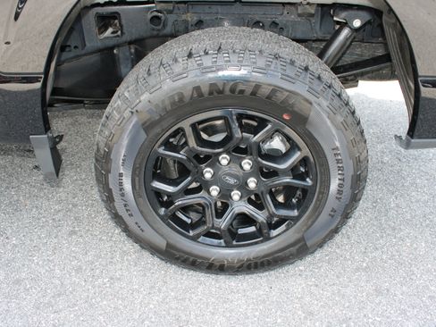 Used 2025 Ford F150 XLT w/ Equipment Group 302A MID AWD/4WD image 11