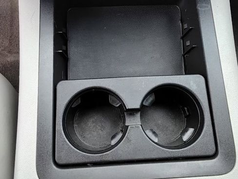 Used 2008 Chevrolet Avalanche LT w/ LT Preferred Equipment Group image 11