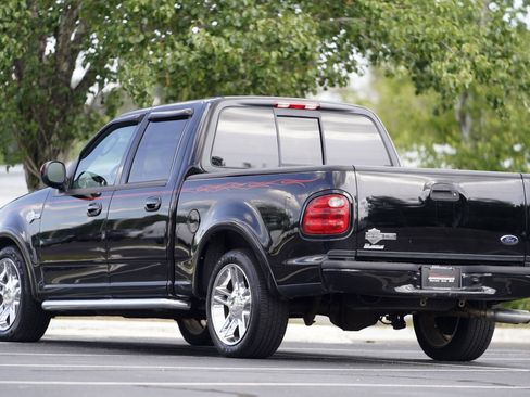 Used 2002 Ford F150 Harley-Davidson RWD image 3