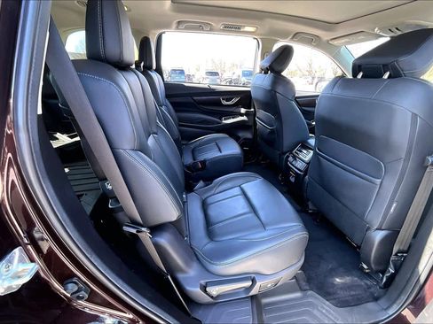 Used 2023 Subaru Ascent Touring image 20
