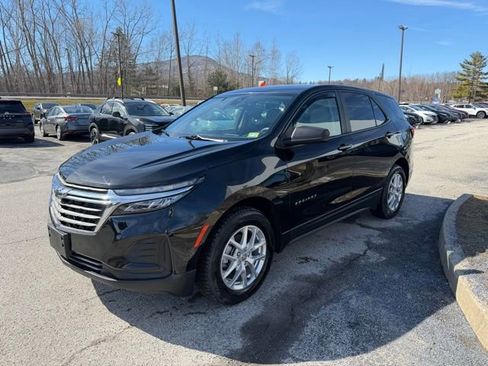 Used 2022 Chevrolet Equinox LS AWD/4WD image 7