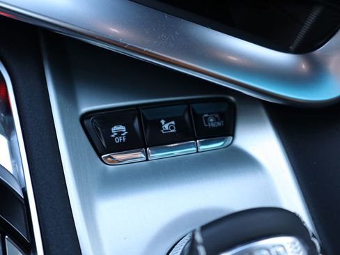 Used 2025 Chevrolet Corvette Z06 w/ Battery Protection Package image 11