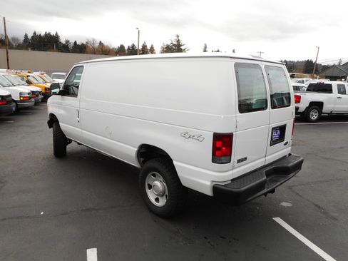 Used 2003 Ford E-250 and Econoline 250 4x4 Cargo Van Rear A/C Shelfs image 7