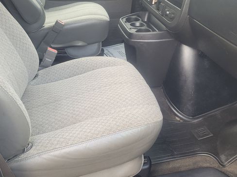 Used 2015 Chevrolet Express 3500 LT w/ LT Preferred Equipment Group image 22