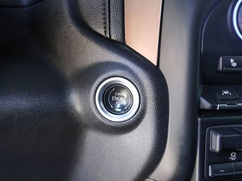 Used 2020 Chevrolet Silverado 1500 High Country w/ Technology Package image 21