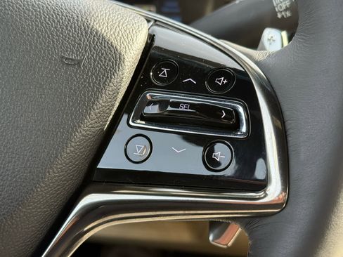 Used 2018 Cadillac CTS Luxury image 20