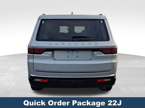 Used 2022 Jeep Wagoneer Series II image 6
