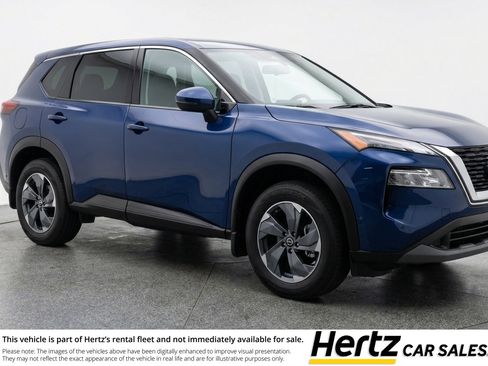 Used 2025 Nissan Rogue SV AWD/4WD image 1