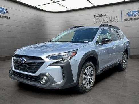 Used 2023 Subaru Outback Premium AWD/4WD image 11
