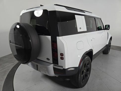 Used 2022 Land Rover Defender 110 S AWD/4WD image 2