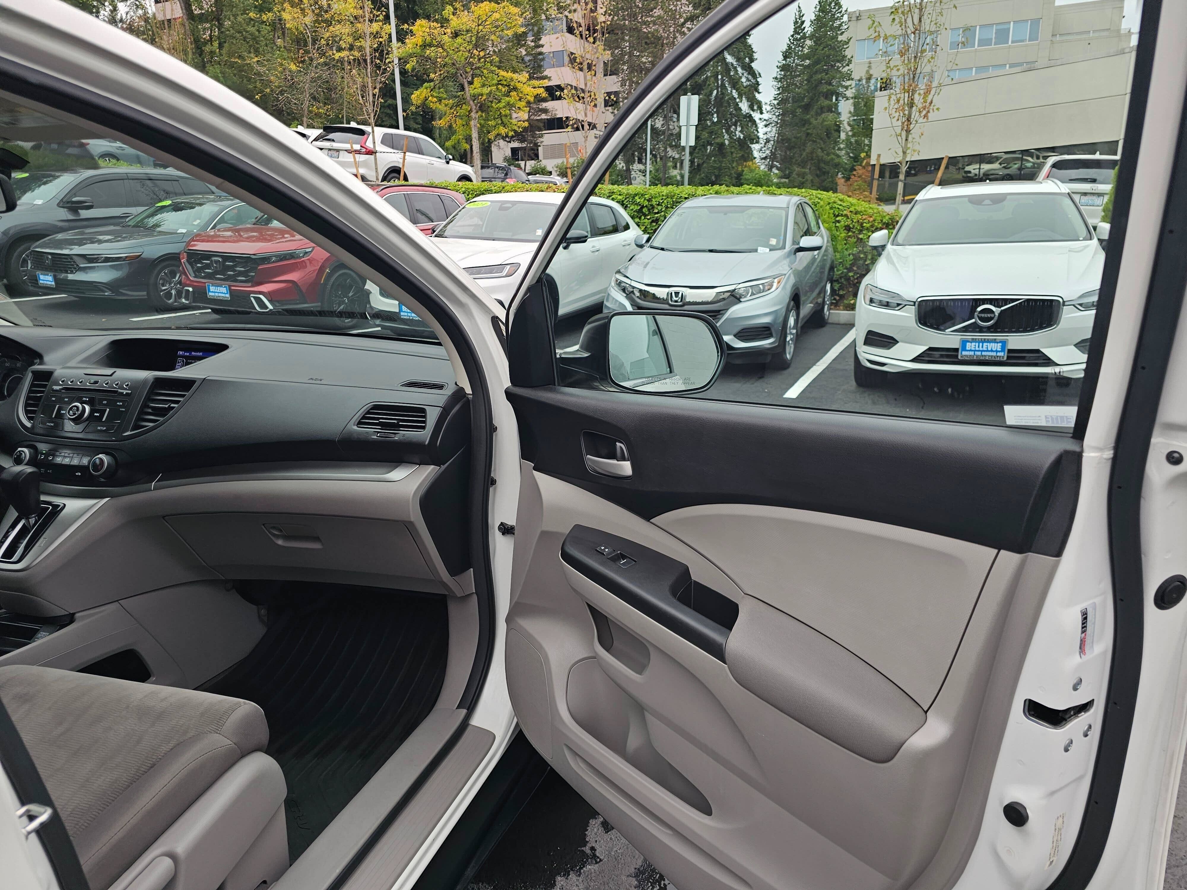 Used 2014 Honda CR-V LX image 12