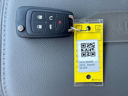 Used 2019 Chevrolet Impala LT w/ Sunroof and Spoiler Package FWD image 33