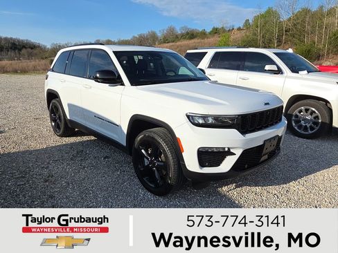 Used 2024 Jeep Grand Cherokee Limited w/ Luxury Tech Group II image 1