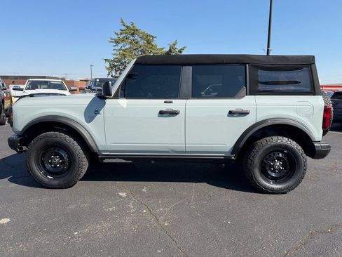 Used 2023 Ford Bronco Black Diamond AWD/4WD image 4