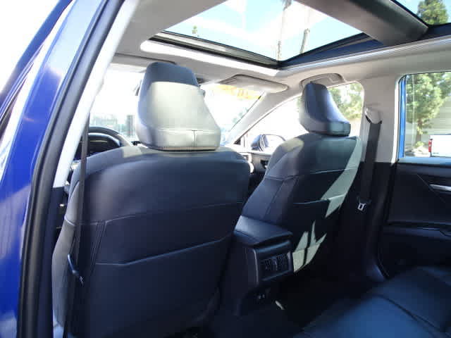Certified 2025 Toyota Camry XLE w/ Premium Package FWD image 21