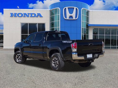 Used 2021 Toyota Tacoma TRD Off-Road image 5