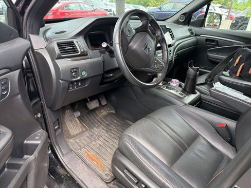 Certified 2023 Honda Passport TrailSport image 15