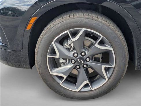 Used 2022 Chevrolet Blazer RS w/ Enhanced Convenience Package FWD image 21