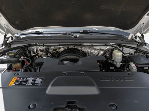 Used 2018 GMC Yukon SLT w/ Open Road Package image 47