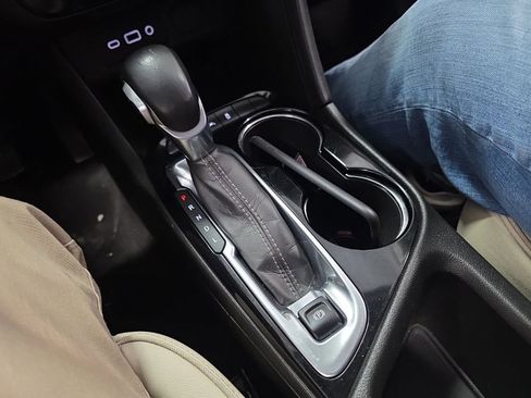 Used 2020 Buick Encore GX Preferred w/ Cold Weather Comfort Package image 21