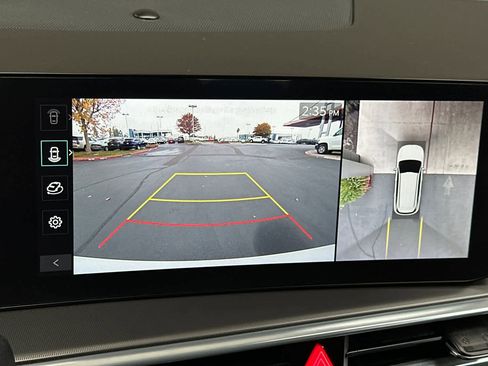 Used 2025 Kia Sorento SX Prestige image 23