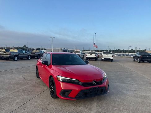 Used 2024 Honda Civic Sport image 3