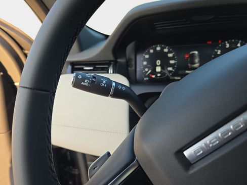 New 2026 Land Rover Discovery Sport Landmark AWD/4WD image 26
