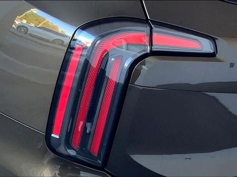 Used 2023 Kia Telluride EX image 55