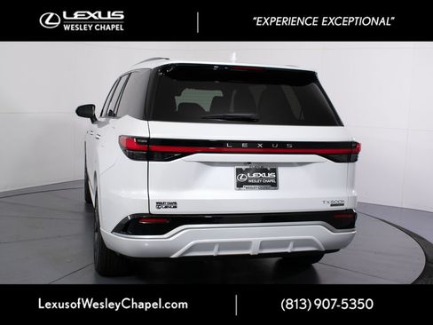 New 2026 Lexus TX 500h AWD image 3