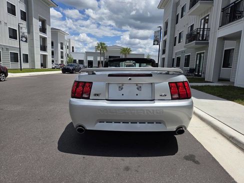Used 2004 Ford Mustang GT RWD image 14