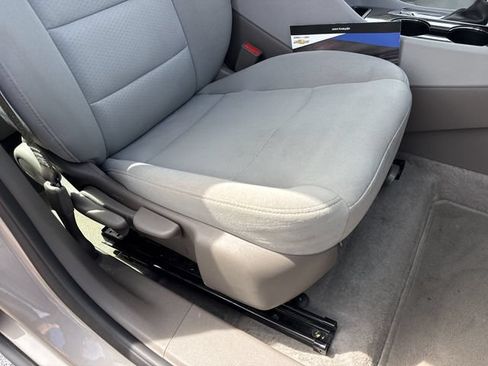 Used 2025 Chevrolet Malibu LT FWD image 23