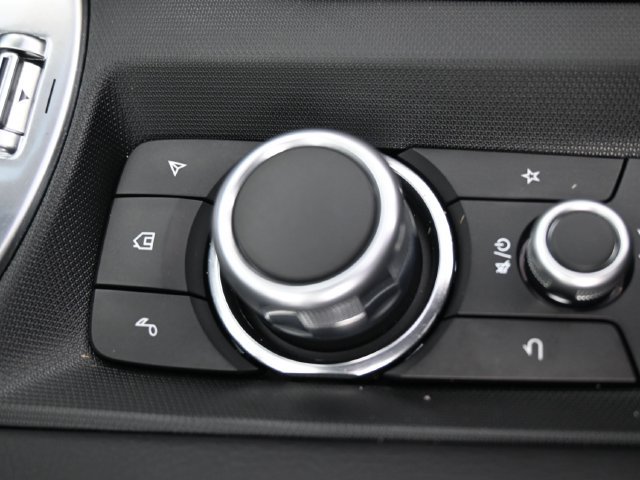 Used 2024 MAZDA MX-5 Miata Grand Touring RWD image 17