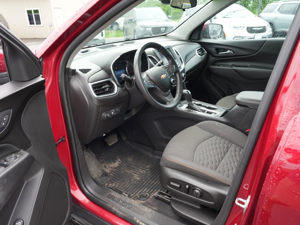 Used 2021 Chevrolet Equinox LT AWD/4WD image 13