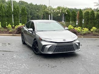 Used 2025 Toyota Camry SE FWD video 2