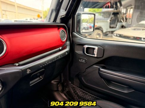 Used 2020 Jeep Wrangler Unlimited Rubicon AWD/4WD image 20