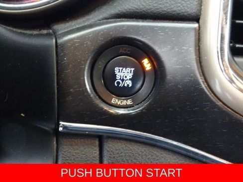 Used 2015 Jeep Grand Cherokee Limited AWD/4WD image 9