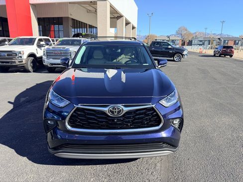 Used 2022 Toyota Highlander Platinum image 33