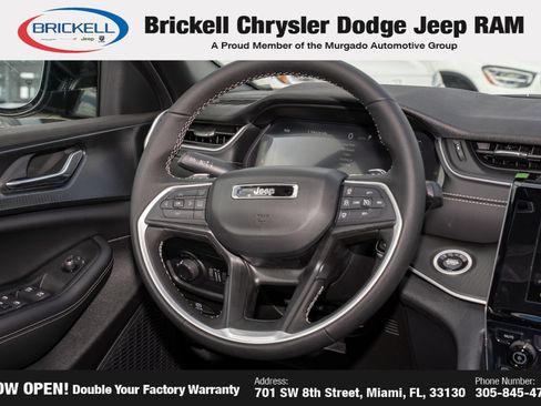 New 2025 Jeep Grand Cherokee L Altitude image 24